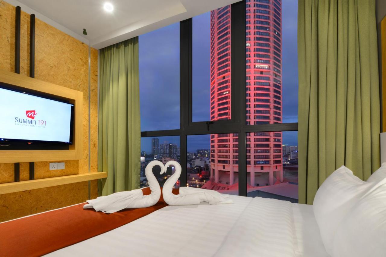 เอ็ม ซัมมิต 191 เอ็กเซกคิวทีฟ โฮเต็ล สวีท Hotel จอร์จทาวน์ ภายนอก รูปภาพ