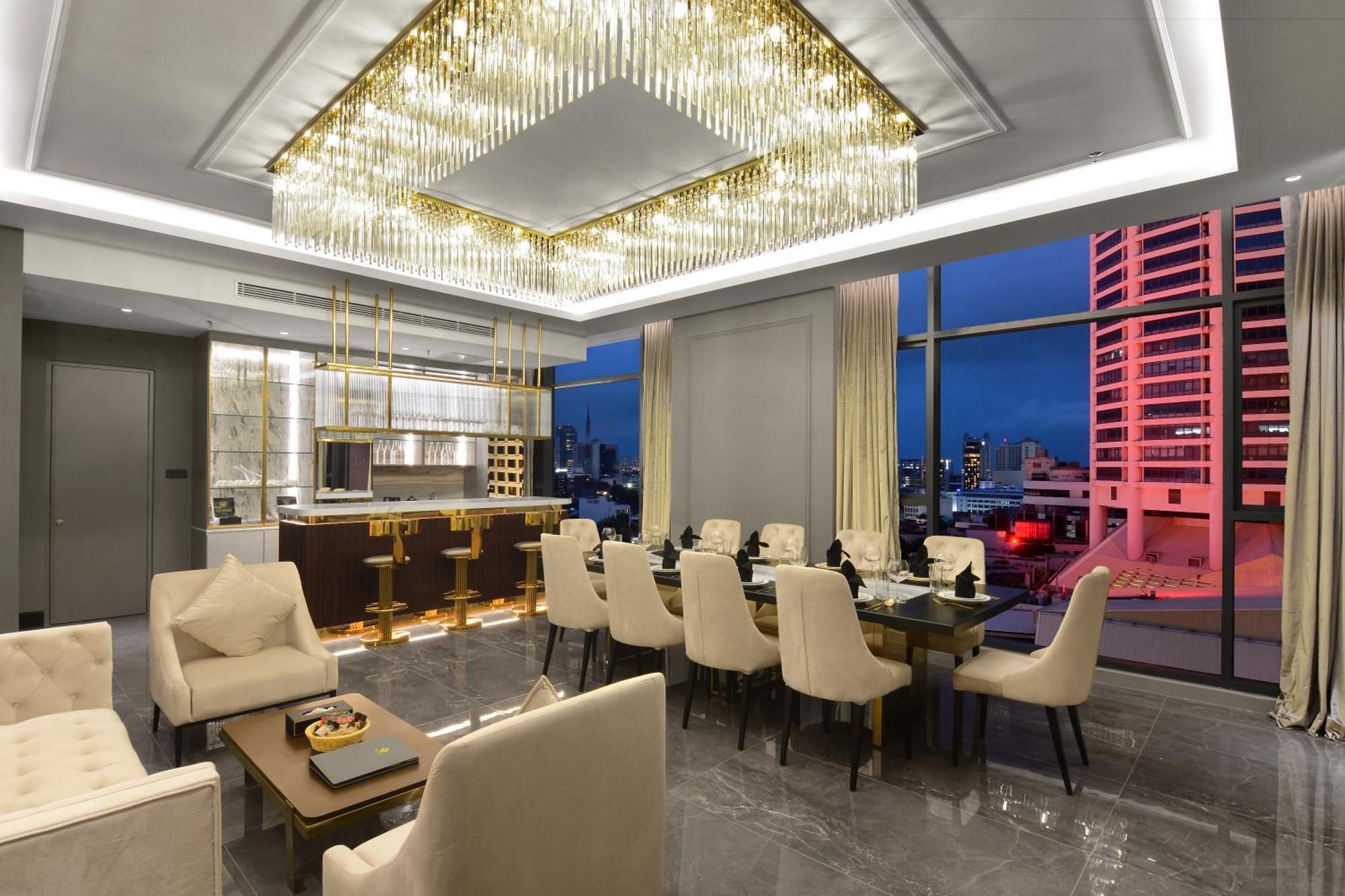 เอ็ม ซัมมิต 191 เอ็กเซกคิวทีฟ โฮเต็ล สวีท Hotel จอร์จทาวน์ ภายนอก รูปภาพ